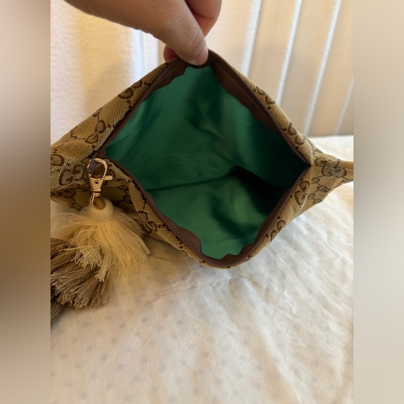 Vintage Gucci beach bag set with matching pouch - Picture 7 of 8